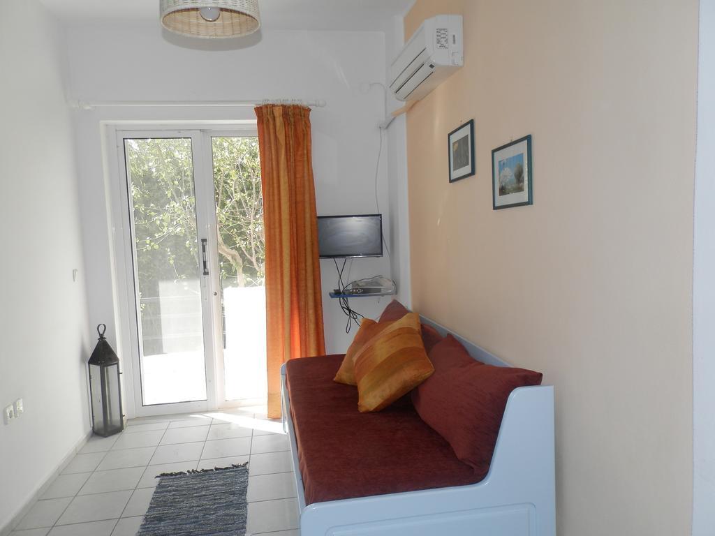 Silvi Mari Apartments プラタネス エクステリア 写真